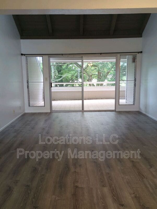 Photo - 44-121 Laha St Unit #5