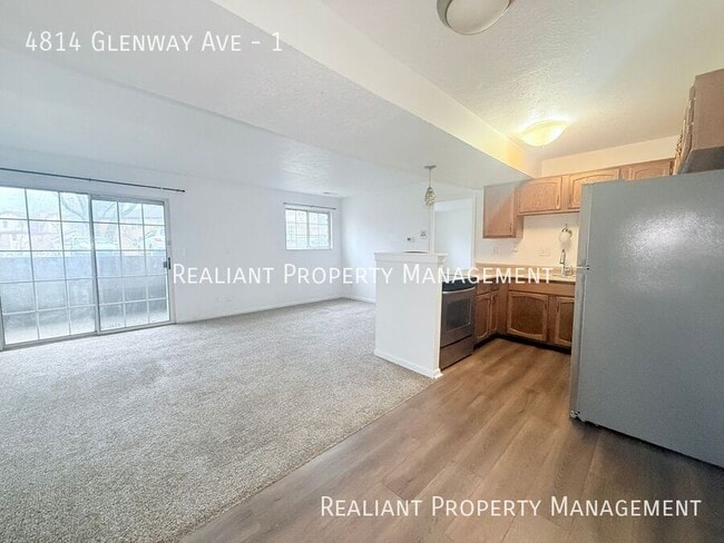 Photo - 4814 Glenway Ave