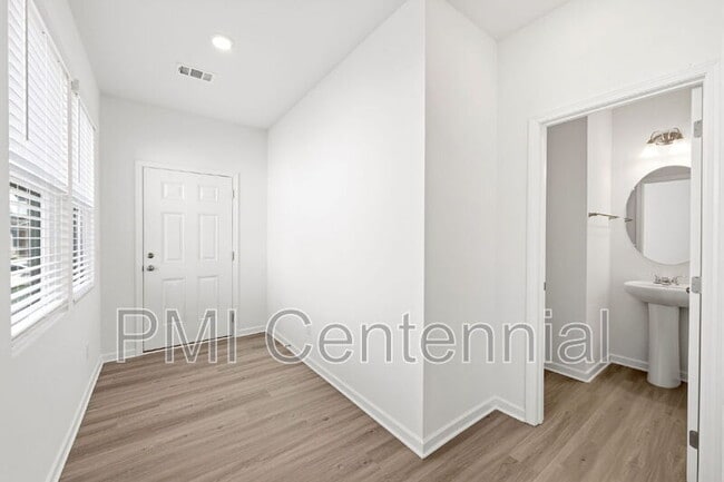 Photo - 110 Shelter Ln E