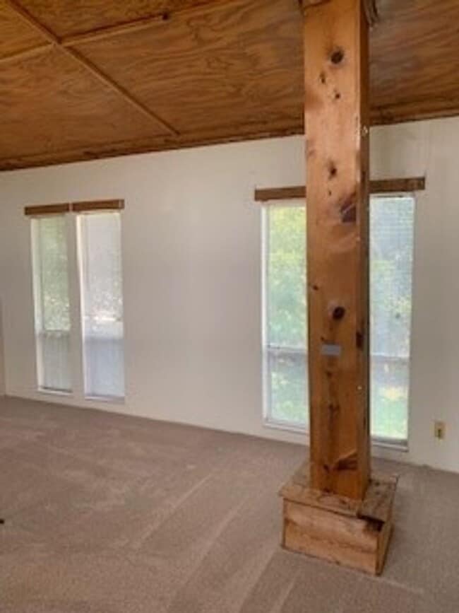 Building Photo - RBERNL Unit 1008