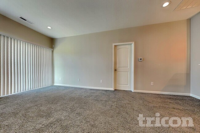 Photo - 2771 Anchusa Dr