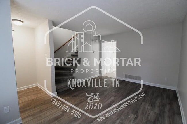 Photo - 4045 Heather Ct NW