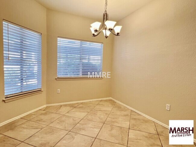 Photo - Beautiful 2 bedroom condo with 1 car garag...