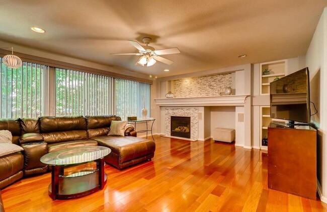 Photo - 4 Bedroom Home in Longmont