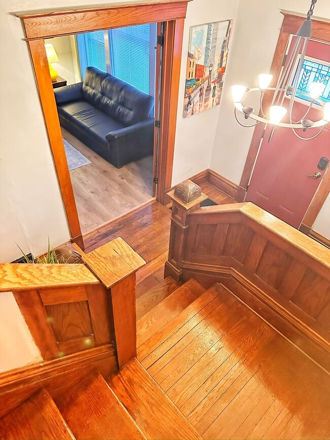 Photo - 807 W Vine St