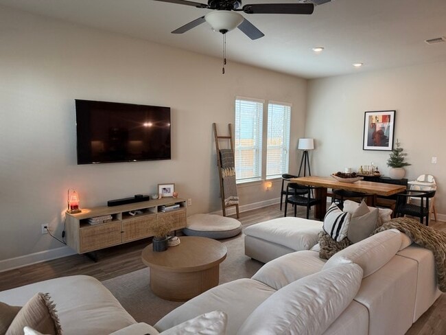 Photo - Stylish 3BR 2BA Home w/ Community Pool+ Park + Fenced Yard + Covered Patio in South Austin