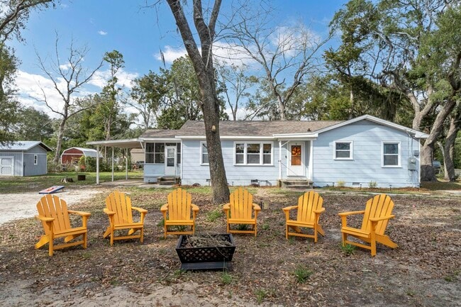 Photo - 13382 FL-20