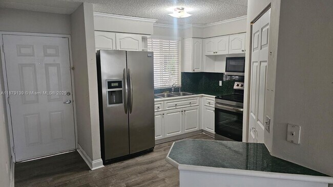 Photo - 6115 NW 186th St Unit 105