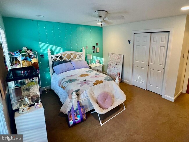 Photo - 217 Truman Way