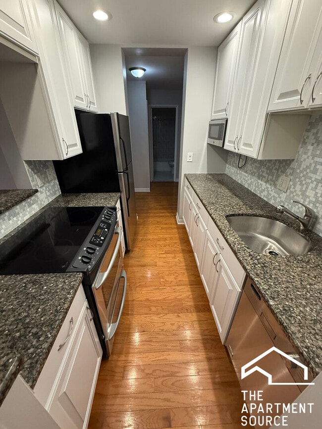 Photo - 744 W Gordon Terrace Unit 205