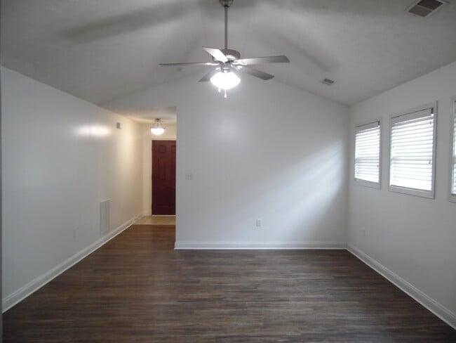 1064 Brick House Ln