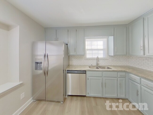 Photo - 8104 Lighthouse Way