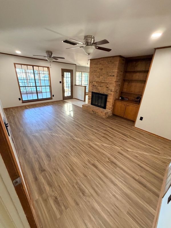 Photo - 406 Sheila Blvd