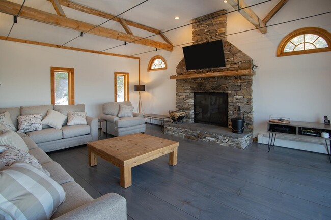 Photo - 45 Benson Fuller Dr