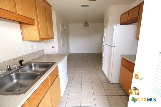 Photo - 3708 Littleleaf Dr Unidad B