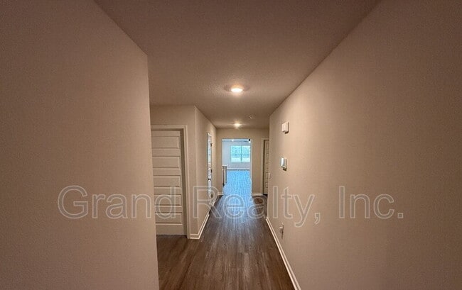 Photo - 7640 Gumbo Ave