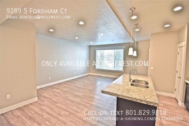 Photo - 9289 Fordham Ct