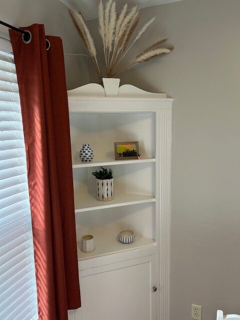 Photo - 6213 Nagel Ave Unit 1W