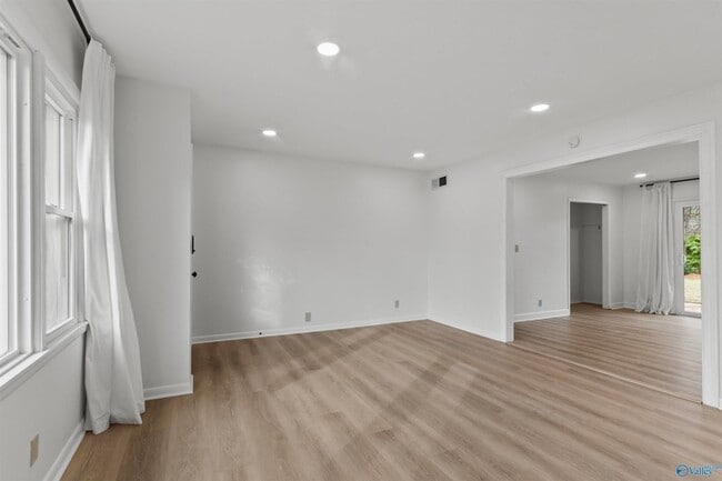 Photo - 6304 Davies Ave NW