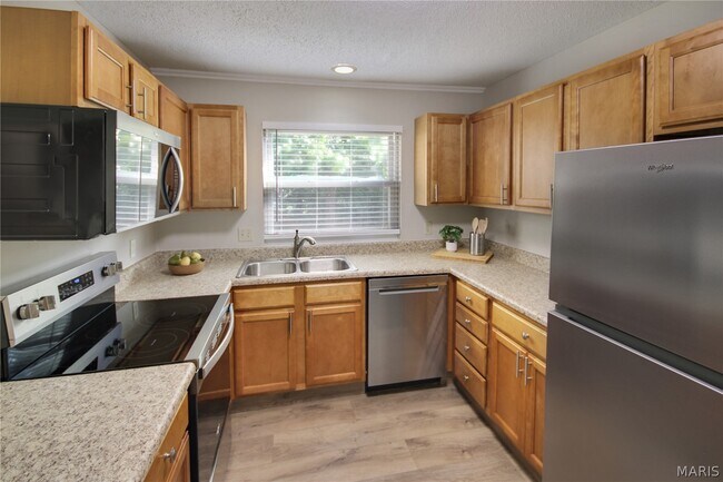 1392 Justerini Dr