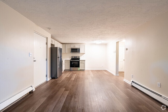 Canton Estates at Neponset