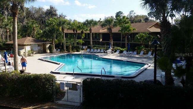 130 Jasmine Woods Ct Unidad 14A