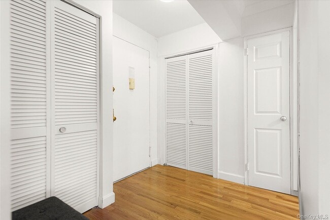 Photo - 65-15 Alderton St Unit 5/F