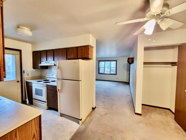 Photo - 3176 Ridgeway Ave Unidad #4