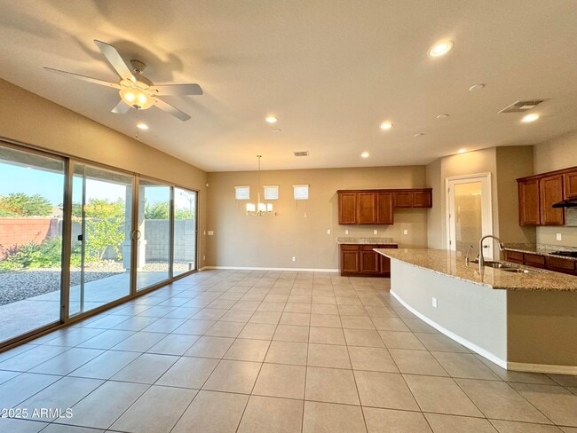 Photo - 2575 S Quaintance St