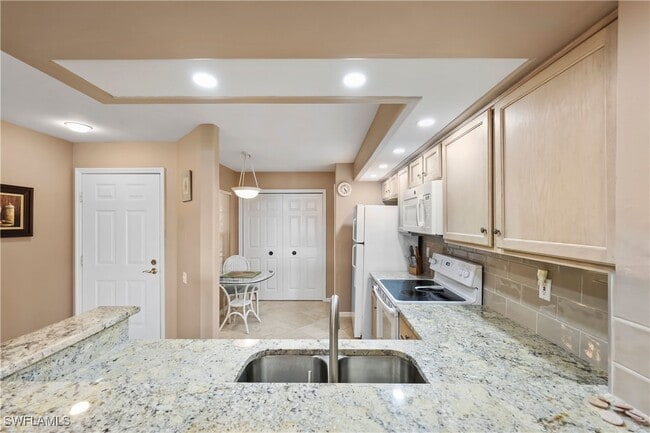 Photo - 28064 Cavendish Ct Unidad 2404