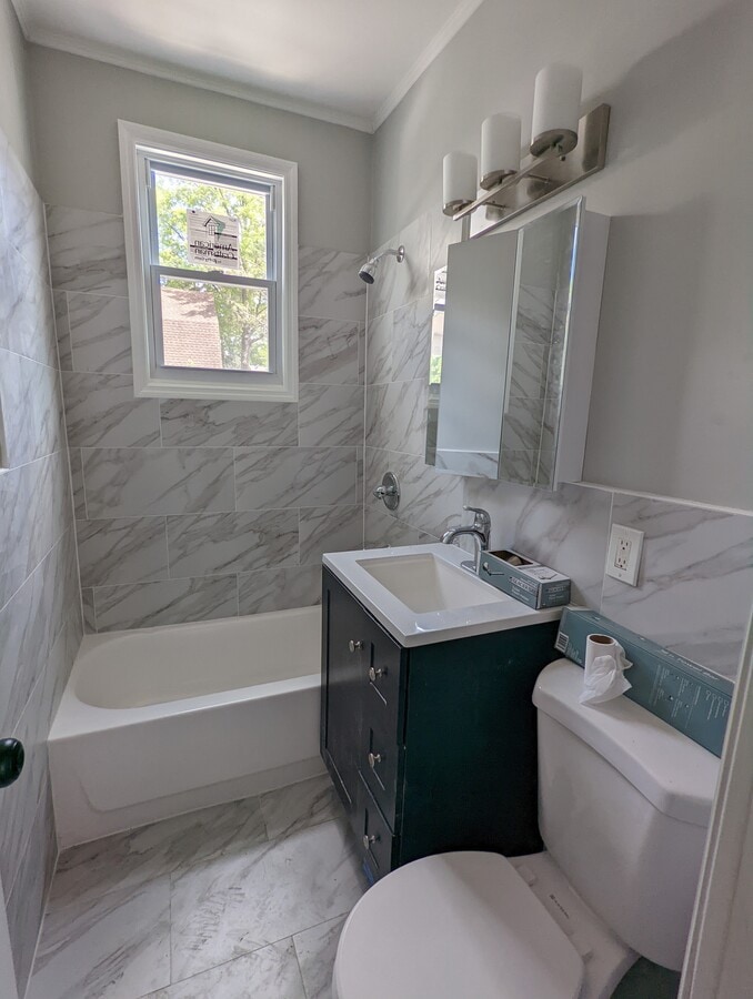 Photo - 517 Lincoln Pl Unit 3L