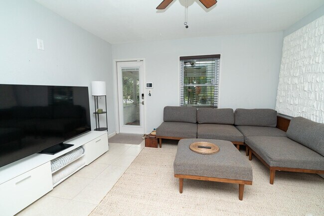 Photo - 1328 NE 1st Ave.