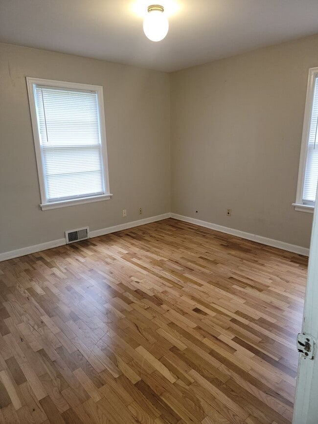 Photo - Charming, spacious Craftsman style Lakewood Home