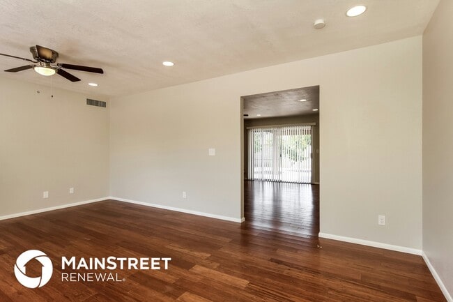 Photo - 8720 N 53rd Ave