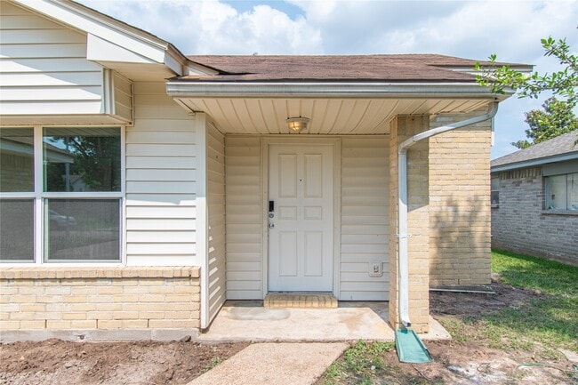 Building Photo - 12710 Autumn Mill Dr Rental
