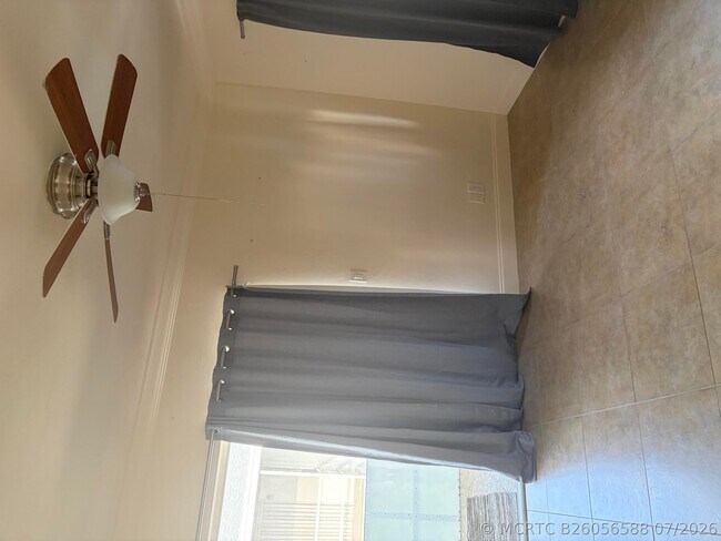 Photo - 2020 Lake Osborne Dr Unit 19