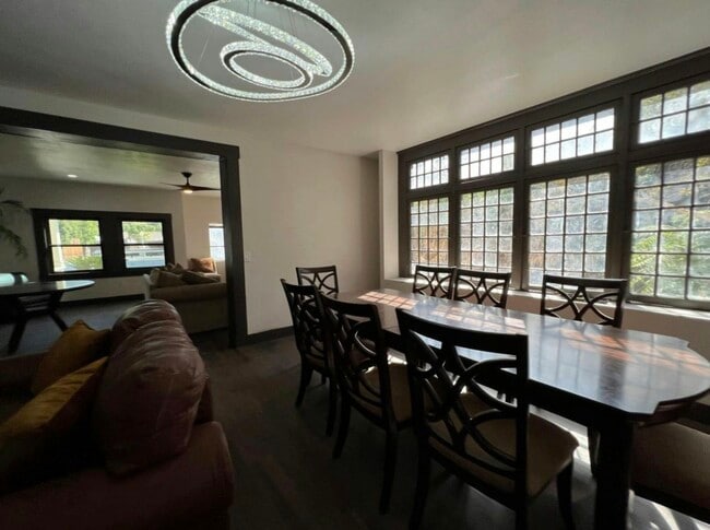 Photo - 345 N Van Ness Ave Unidad A - Downstairs