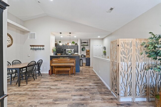 Photo - 1546 W 110 N