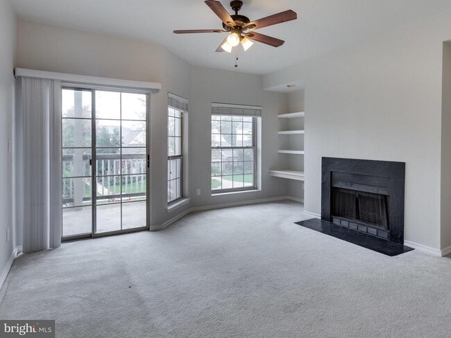 Photo - 3906 Penderview Dr Unidad 724