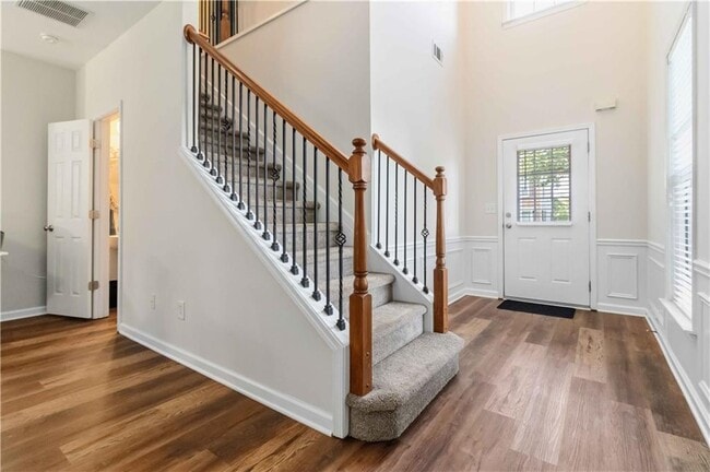 Photo - 105 Finchley Dr