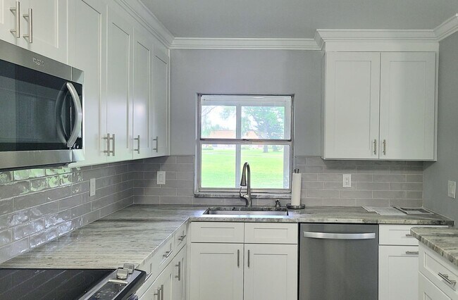 Photo - 17 Willowbrook Ln Condo