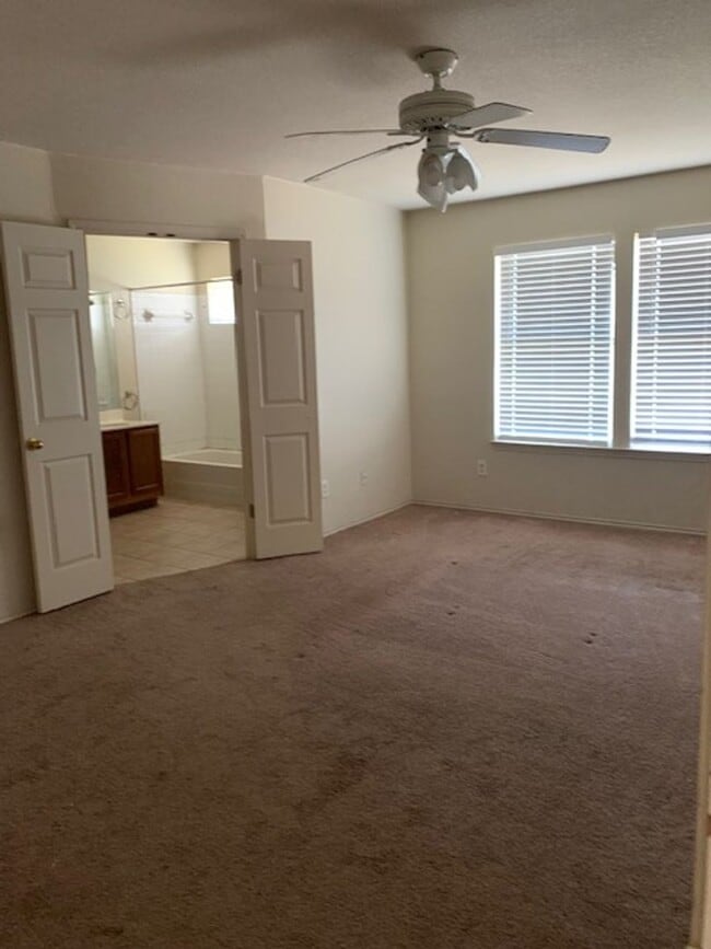 Photo - 3 bedroom, 2 bath, and 2 car garage house