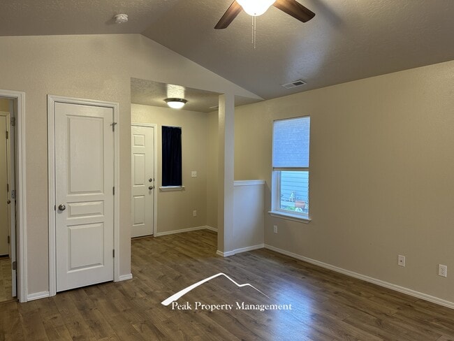 Photo - 12542 Ochoco St