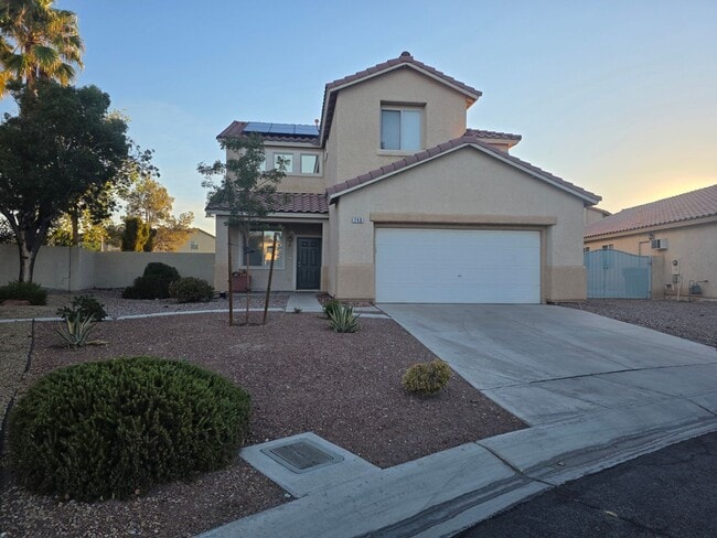 748 Maccabe Ave