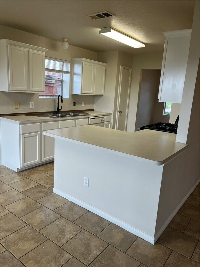 Photo - 3606 Starbridge Pointe Ln