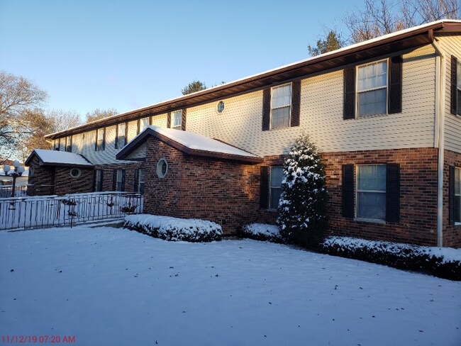 Photo - 625 N Jackson St Apartment Unit 1