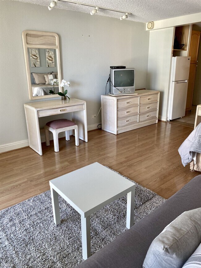 Photo - Studio, 1 bath Condo - 445 Seaside Avenue ...