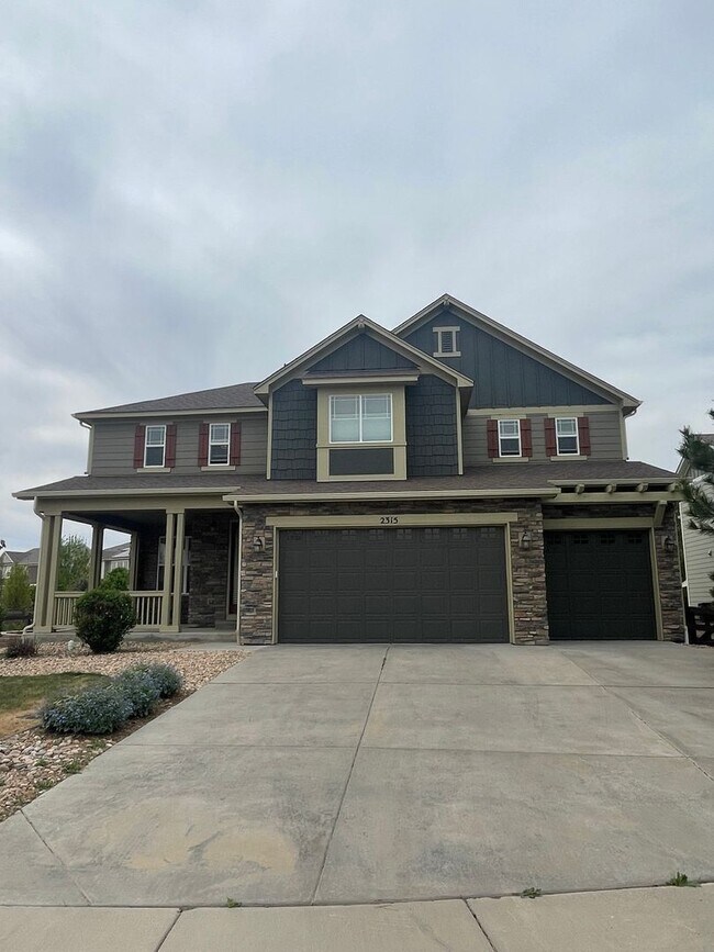 Building Photo - Sprawling Two-Story Home in SE Ft. Collins