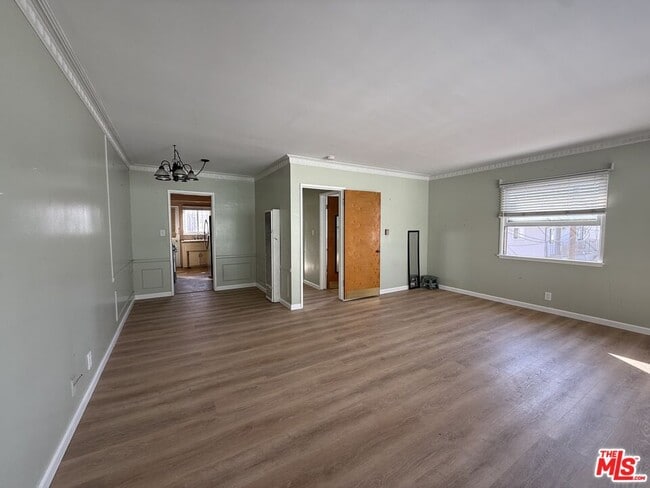 Photo - 831 Austin Ave Unit 5