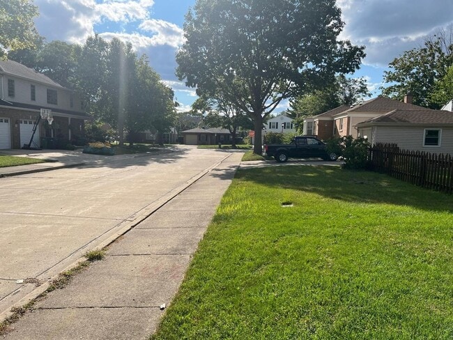 Photo - 11 Elizabeth Ct